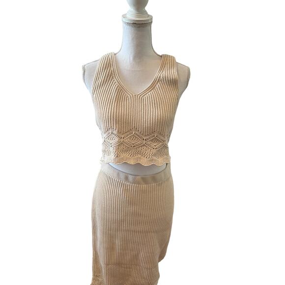 House of Harlow 1960 Revolve Crochet Ribbed Knit Cropped Top Skirt Set M - Picture 3 of 7